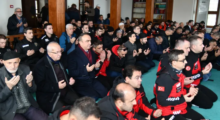 6 Şubat 2023’te Hayatını Kaybeden Vatandaşlar İçin Mevlit Programı Düzenlendi