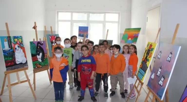 SARAY'IN DONANIMLI FAKİR OKULU