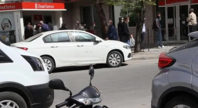 SARAYLI VATANDAŞLARIN ATM ÇİLESİ