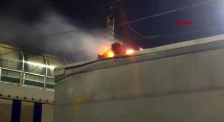 Bulgaristan'a gidecek trene gizlice binmek isteyen 2 Suriyeli, elektrik akımına kapıldı