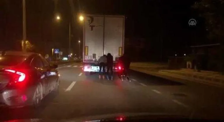   PATENLİ GENÇLERİN ÖLÜMLE DANSI