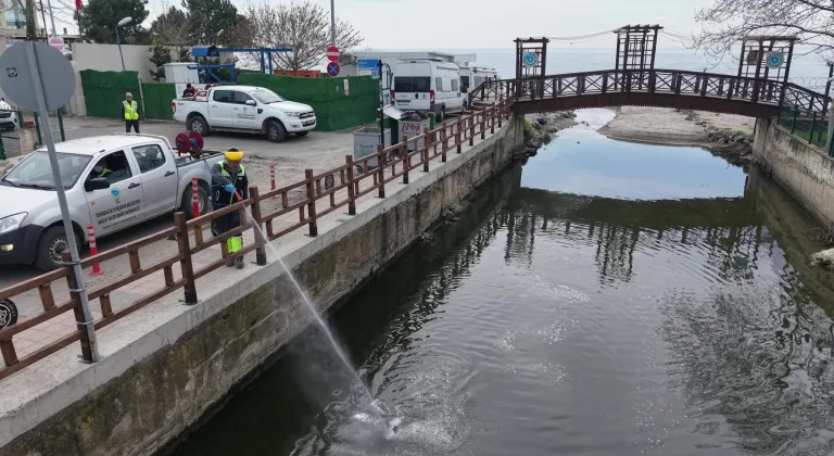 BÜYÜKŞEHİR’DEN 5 BİN 208 NOKTADA ETKİN MÜCADELE