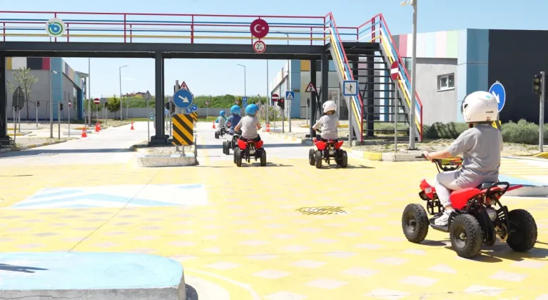 BÜYÜKŞEHİR’İN TRAFİK EĞİTİM PARKLARI BİNLERCE ÇOCUĞA ULAŞTI