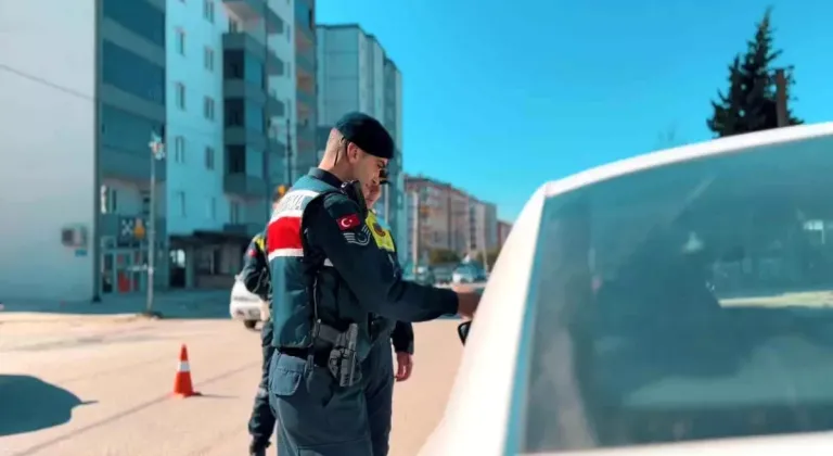 Çerkezköy'de 237 Gözaltı, 49 Araç Trafikten Men Edildi