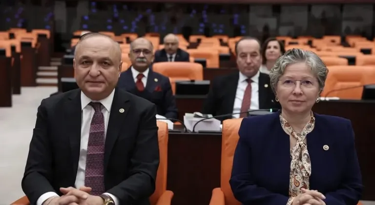 CHP Tekirdağ Milletvekili Nurten Yontar: "Atatürk'ün Saray'a Gelişi Bizler İçin Büyük Bir Gurur ve Onur Vesilesidir"