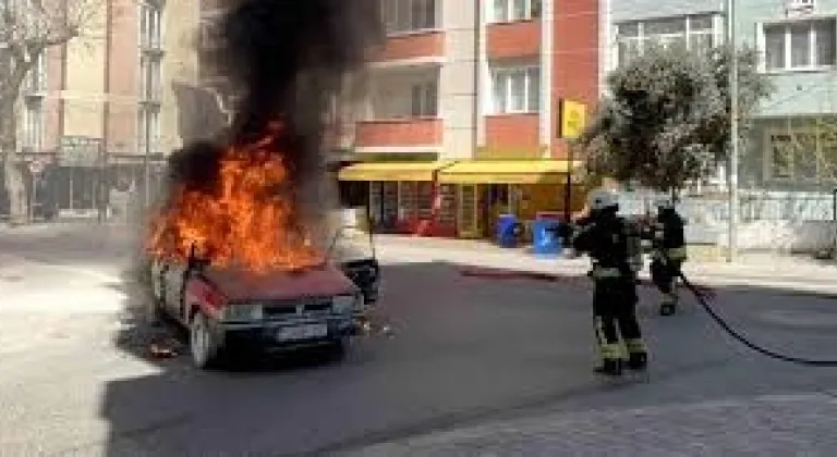 Çorlu’da Araç Alev Aldı