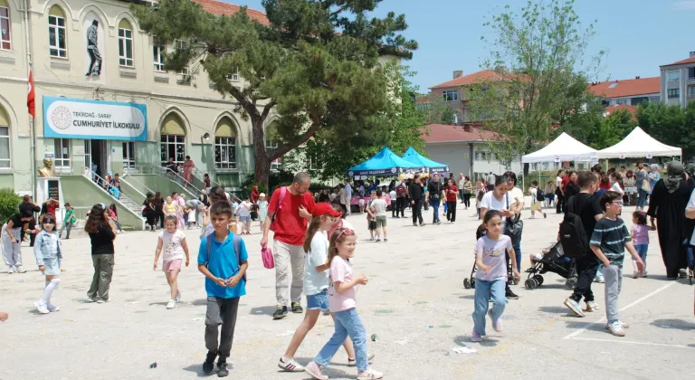 Cumhuriyet İlkokulu’nda Kermes Coşkusu