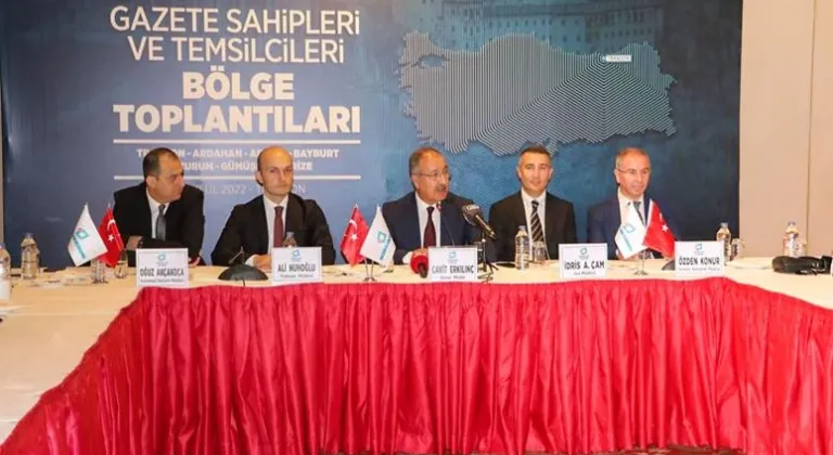 Erkılınç: Gazetelerimiz bin sayfa icra ilanını kaybetti