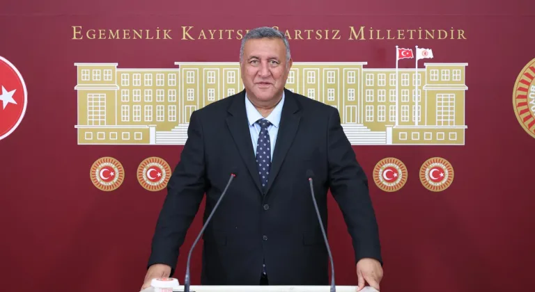 GÜRER: “35 LİRALIK YAŞ ÇAY FİYATI ÜRETİCİYİ HÜSRANA UĞRATTI”