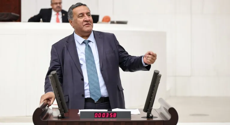 GÜRER: “ÇOCUKLARI CEZALANDIRMADAN ÖNCE, ONLARI SUÇA İTEN NEDENLERİ ORTADAN KALDIRMALIYIZ”