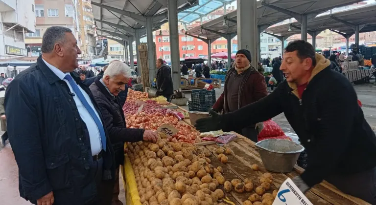 Gürer: “Tarlada üretici, pazarda esnaf ve tüketici dertli”