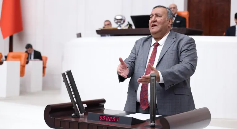 GÜRER: “YAŞLI NÜFUS, BORÇLU VE MUTSUZ”