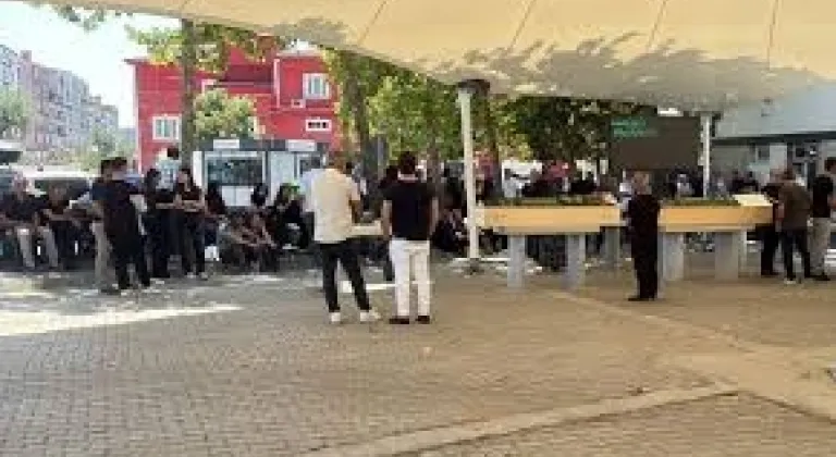 Lapseki'de Hayatını Kaybeden 14 Yaşındaki N.B. Çorlu'da Son Yolculuğuna Uğurlandı