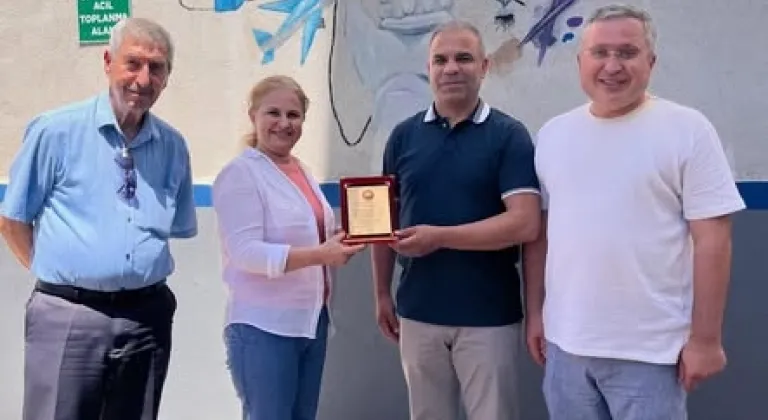 Özel 2015 Saray Anadolu Lisesi'nde 10. Yıl Gururu