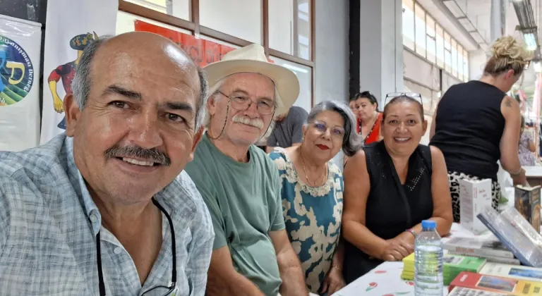Şair Nazmi Metin, Hayrabolu Ayçiçeği Festivali’nde Sanatseverlerle Buluştu