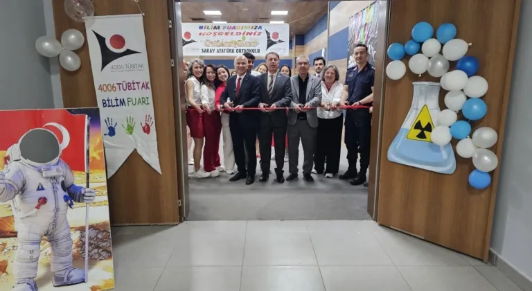 TÜBİTAK 4006 Bilim Fuarı'na Yoğun İlgi