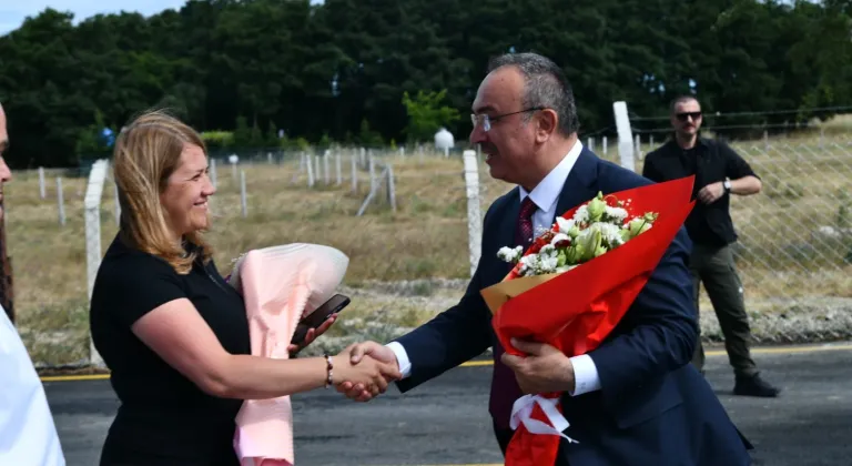Vali Soytürk Bakımevi ve Rehabilitasyon Merkezi'ni İnceledi