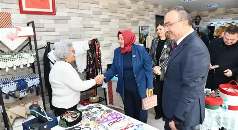 Vali Soytürk’ten burs kermesine destek: “Anlamlı bir hayır çalışması”