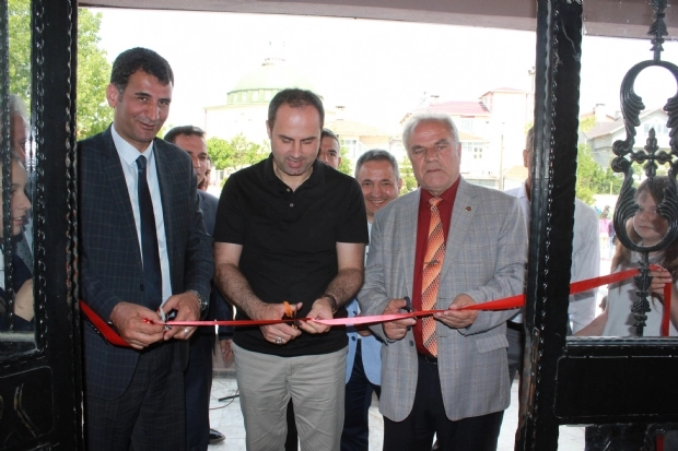 Büyükyoncalı Şehit İbrahim Parlakçı Ortaokulu Yılsonu Gösterisi